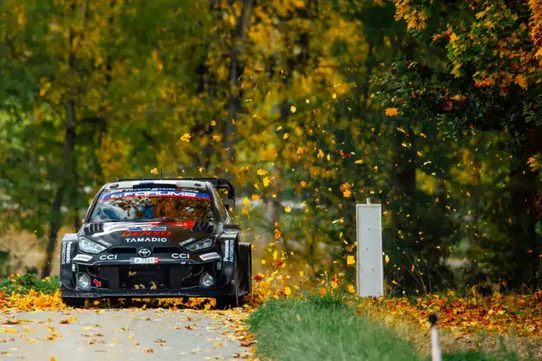 Másodjára Rovanpera volt a leggyorsabb a pénteki cseh szakaszon, szorosabbak lettek a csaták