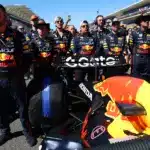 Red Bull szerelők