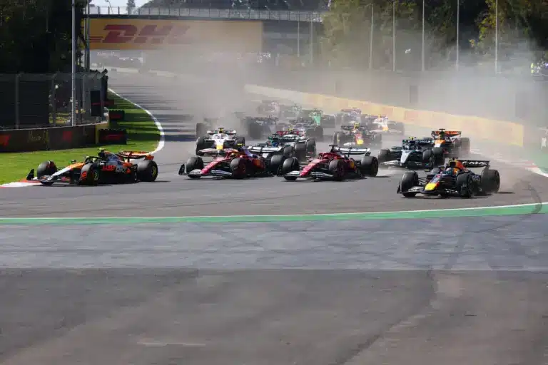 Alonso kifakadt, igazságtalannak tartja az FIA „félrenézését”, de „megtanulta a leckét”