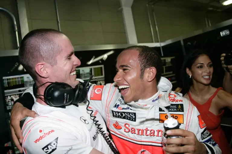 Busás nyeremény volt a jutalma a férfinak, aki pénzt tett a 13 éves Hamiltonra