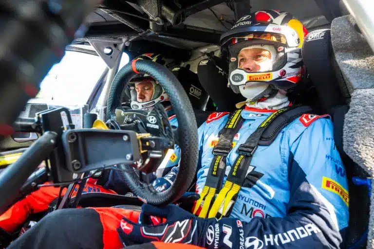 Andreas Mikkelsen ismét versenytempóra váltott, Suárez lett a spanyol bajnok