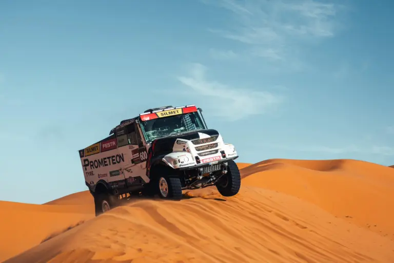 Macik sorozatban harmadik győzelmét szeretné elérni a Dakaron