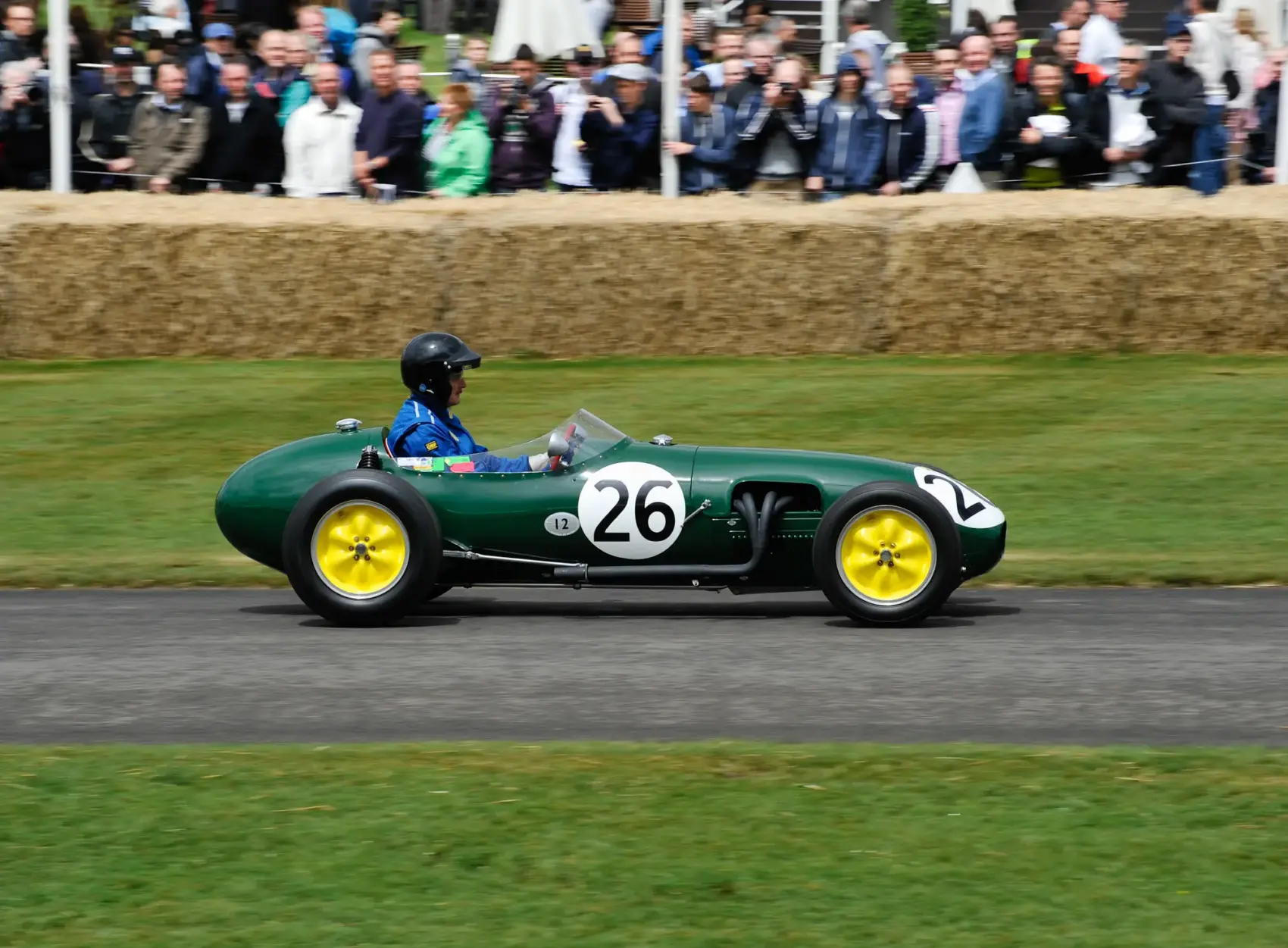 Lotus 12