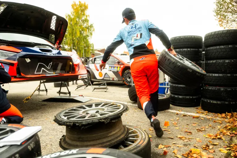 Kemény, de izgalmas szezonja volt a Hankooknak a WRC-ben