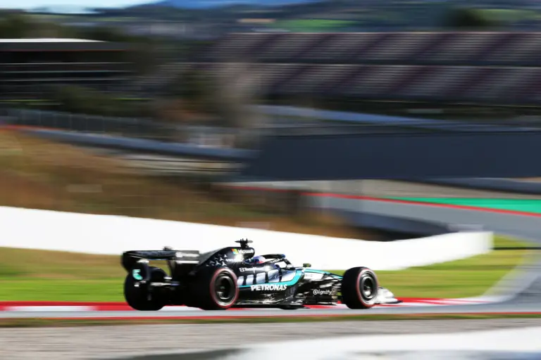 A Mercedes ennél jobban nehezen tudta volna zárni a 3. barcelonai F1-es tesztnapot