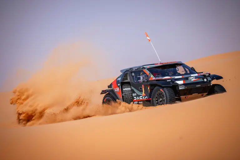 A Dakar egyik leghosszabb szakaszával folytatódik a verseny a szünnap után