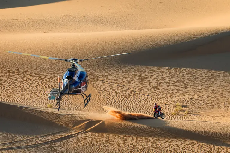 Sanders profitálhat a motorosok eltévedéséből a Dakar 9. szakaszán