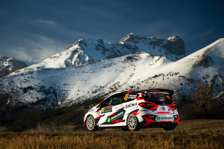 Fontana nyerte Rally3-as autóval az első két vasárnapi szakaszt, évek óta nem látott körülmények a Montén