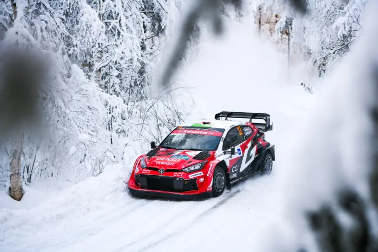 Elfyn Evans világbajnoki esélyesként számol Oliver Solberggel