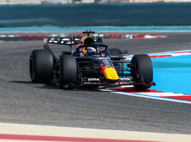 Verstappen volt a leggyorsabb, a Williams a legszorgalmasabb a bahreini F1-es teszt nyitányán