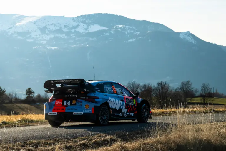 A Hyundai Horvátországban két fajta autóval is tesztel