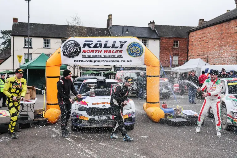 Max McRae lett a család negyedik győztese ugyanazon a versenyen