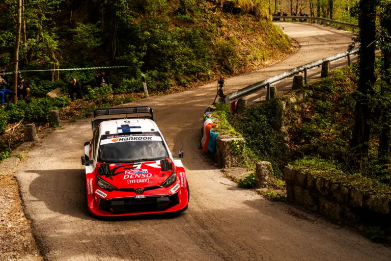 Evans is az erdőben végezte, Pajari vezet a Horvát Rallyn